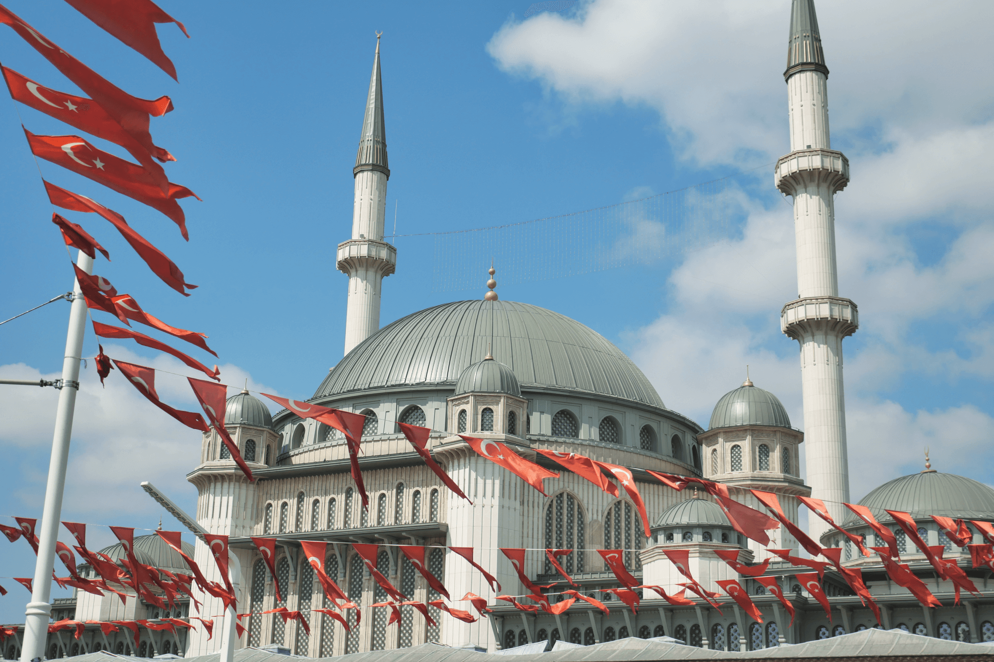 Taksim Camii